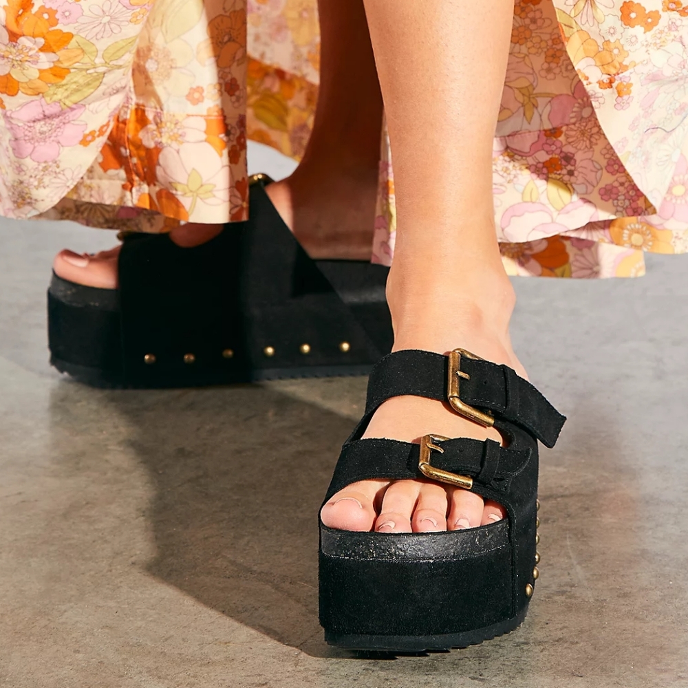 SOLD Rule Breaker Flatform Sandals